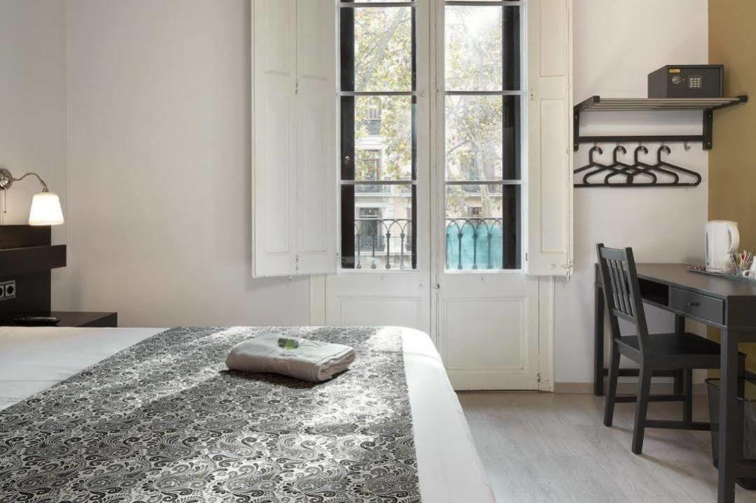 Hotel BruStar Gotic-Centric Barcelona Exterior foto