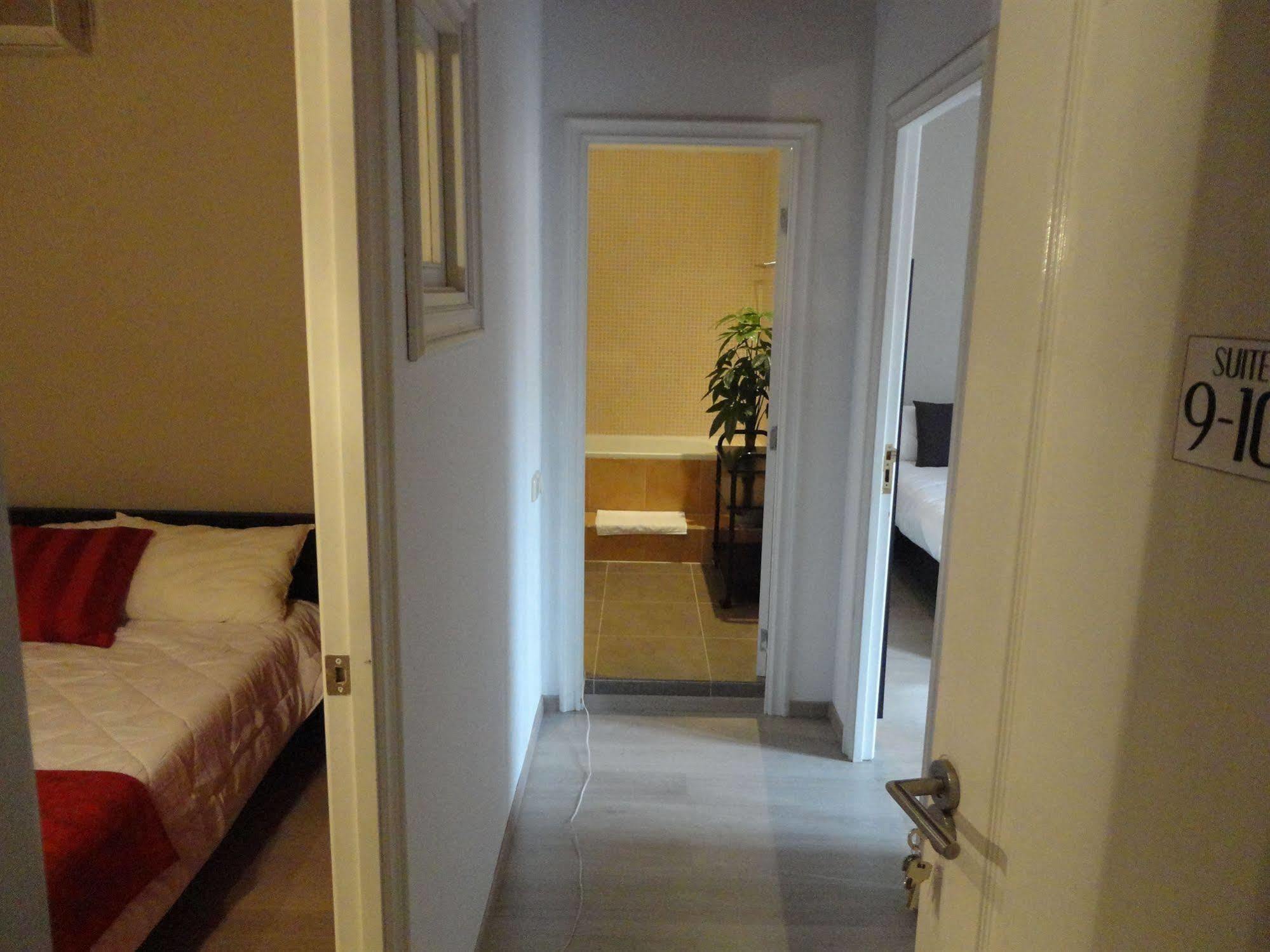 Hotel BruStar Gotic-Centric Barcelona Exterior foto